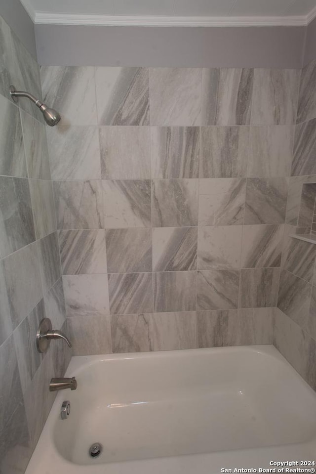 2407 W Mistletoe Ave, San Antonio, TX 78228 - full bath featuring ornamental molding and bathtub / shower combination