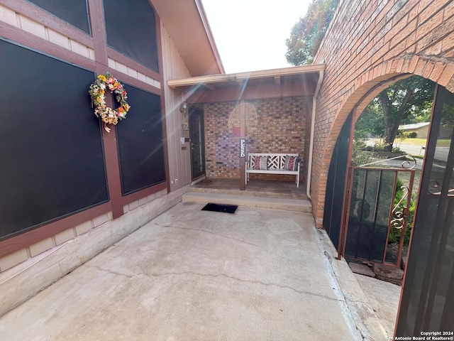 view of patio featuring covered porch