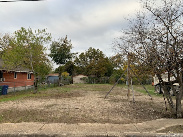 214 E Dullnig Ct, San Antonio TX, 78223 land for sale