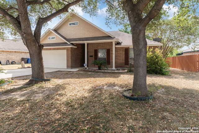 view of front of property featuring a porch