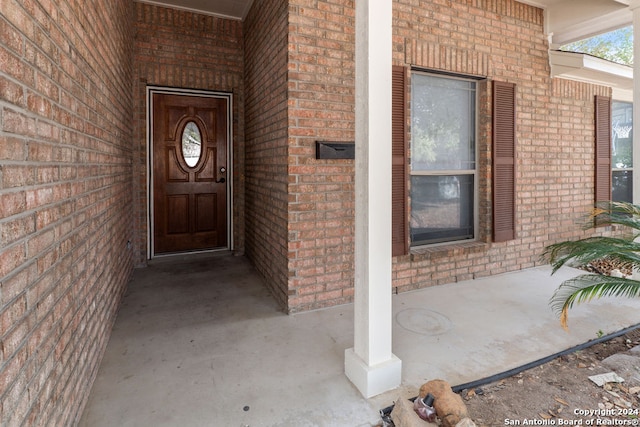 view of property entrance