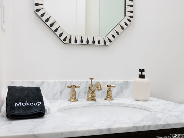 1941 Lakeshore Dr, Canyon Lake, TX 78133 - bathroom view of vanity