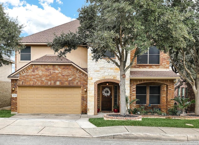 view of front facade with a garage