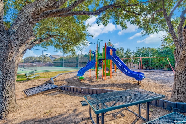 2210 Postoak Ct, San Antonio, TX 78248 - community playground featuring a tennis court