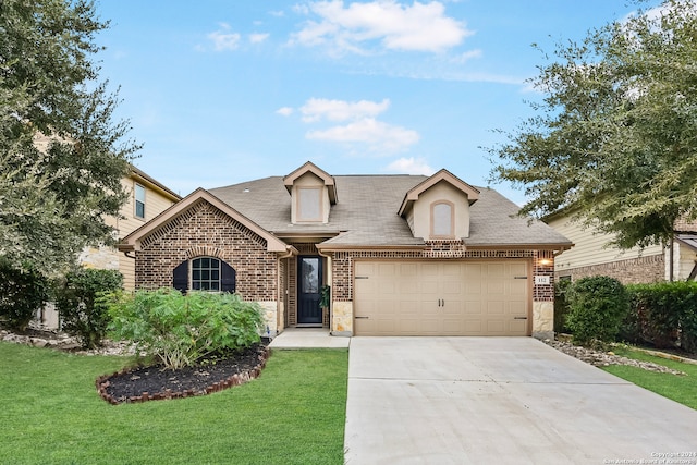 view of front of home with a front yard