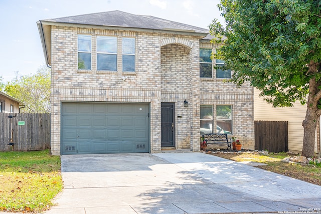 view of front facade featuring a garage