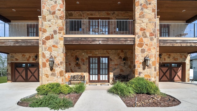 doorway to property with a balcony