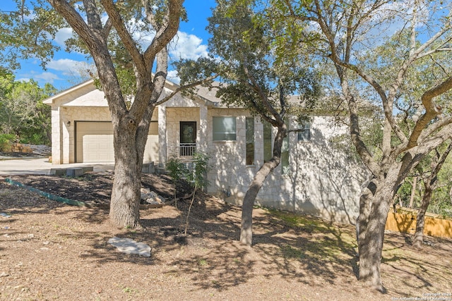 view of front of house with a garage