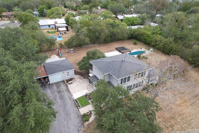 360 Benson Rd, Uvalde, TX 78801 - view from above of property with a pool