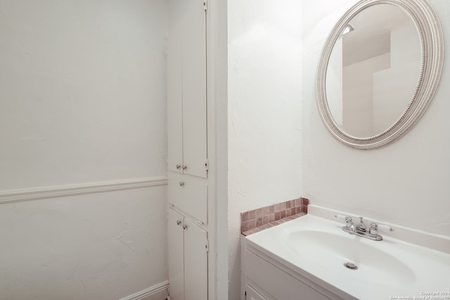 bathroom featuring vanity