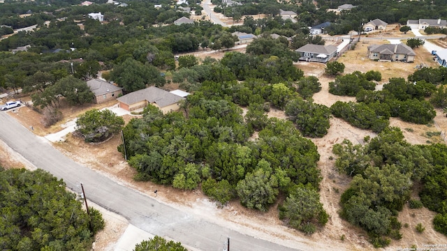 Listing photo 3 for 1860 Rocky Rdg, Canyon Lake TX 78133