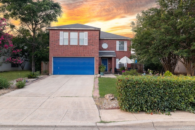 view of front facade featuring a garage