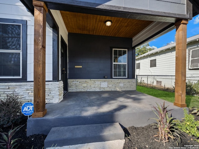 207 Ray Ave, San Antonio, TX 78204 - view of covered porch