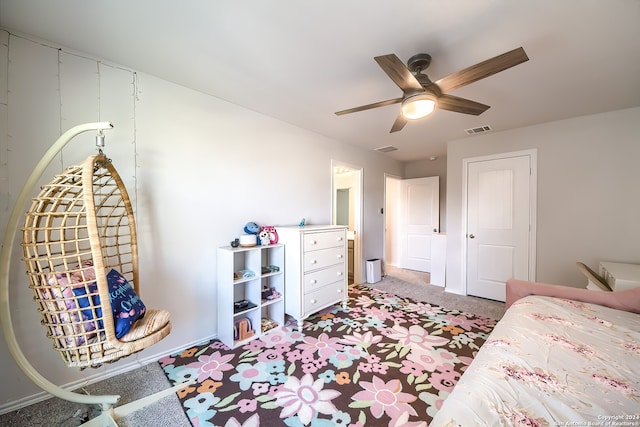 bedroom featuring ceiling fan