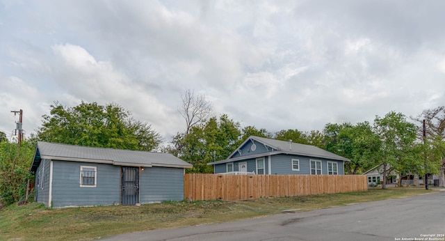 view of side of property