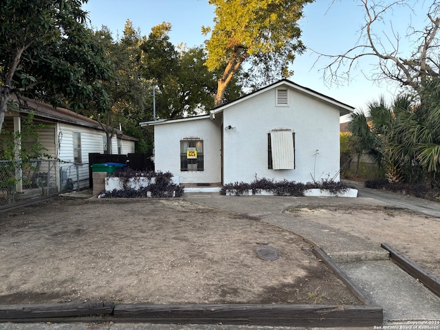 view of front of home