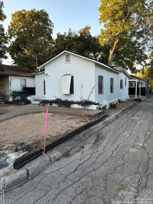 view of front of house