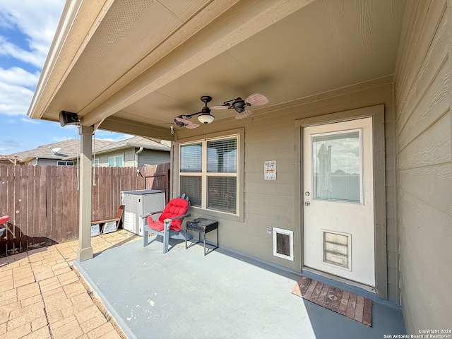 view of patio with ceiling fan