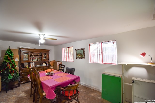 dining room with ceiling fan