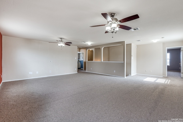 unfurnished room featuring carpet floors and ceiling fan