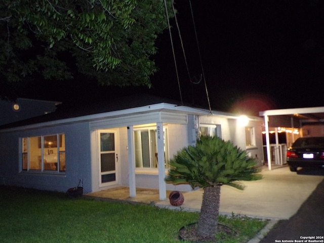 view of front facade