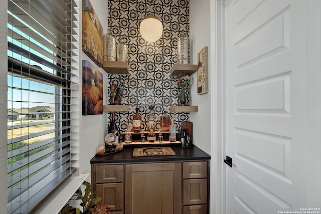 bar with decorative backsplash