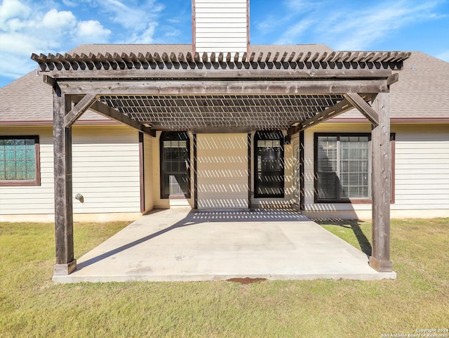 exterior space featuring a lawn