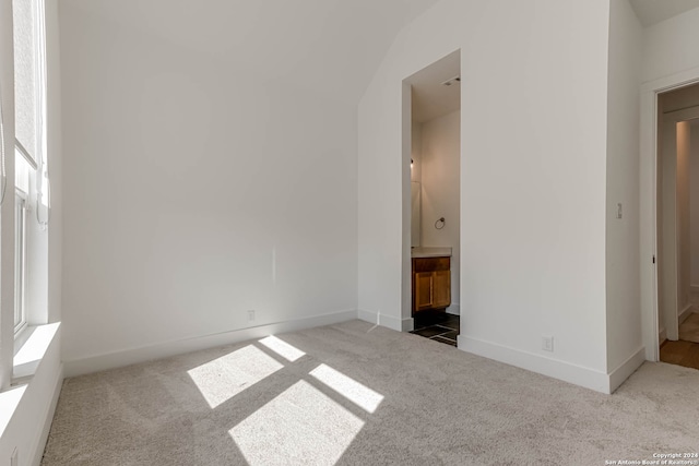 unfurnished room with carpet