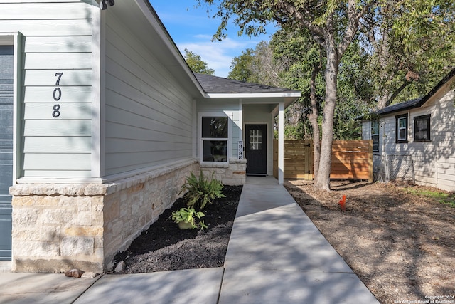 view of property entrance