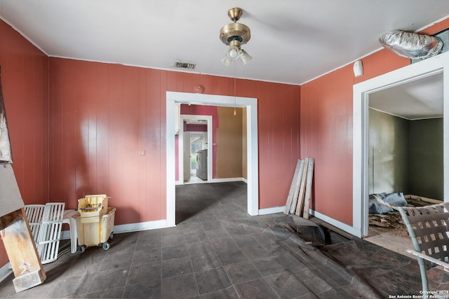 522 Ave B, Poteet, TX 78065 - spare room with ceiling fan and baseboards