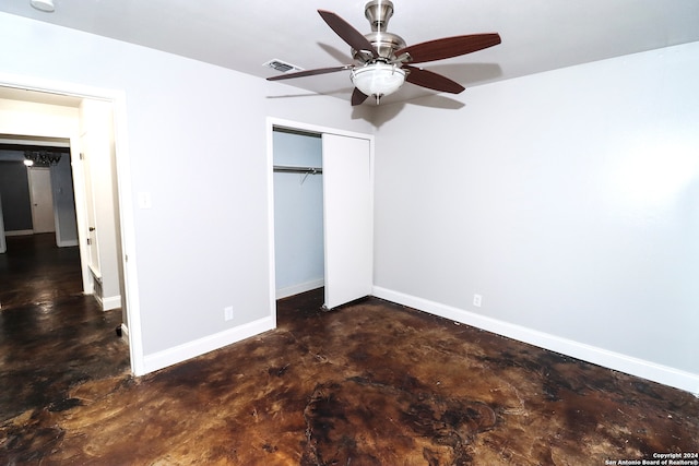 unfurnished bedroom with a closet and ceiling fan