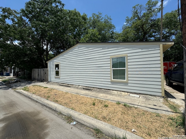 view of home's exterior