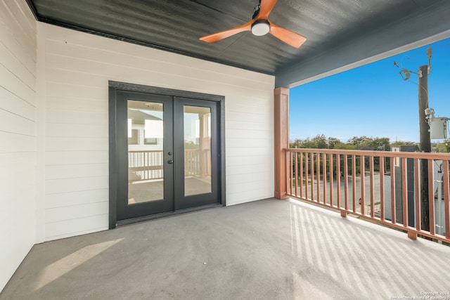 balcony featuring french doors and ceiling fan