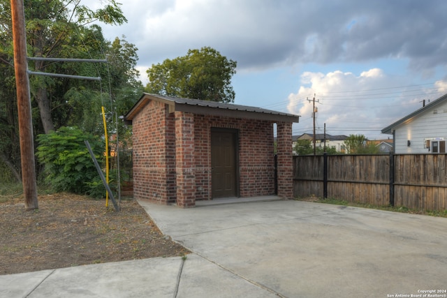 view of outdoor structure