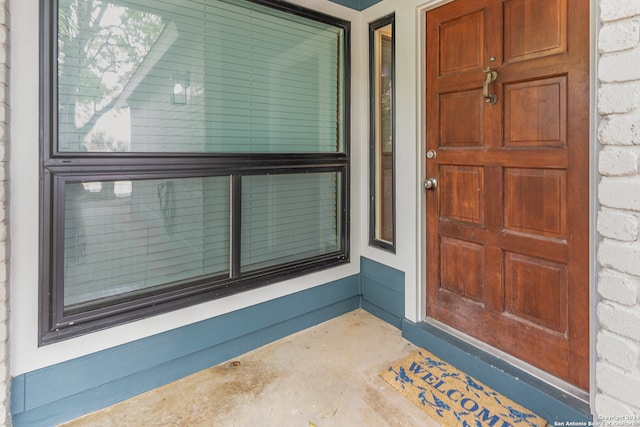 view of property entrance