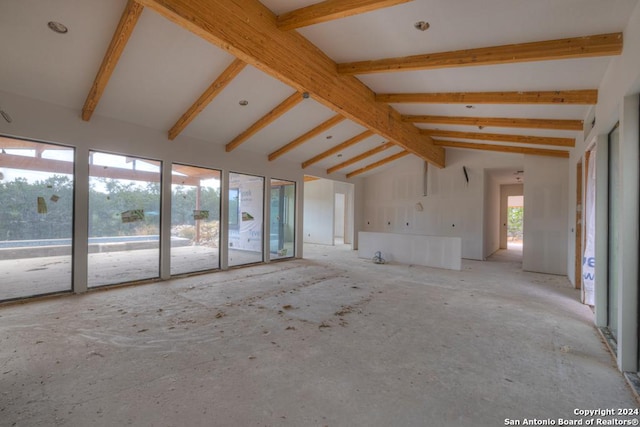 1722 Paradise Pkwy, Canyon Lake, TX 78133 - unfurnished living room featuring vaulted ceiling