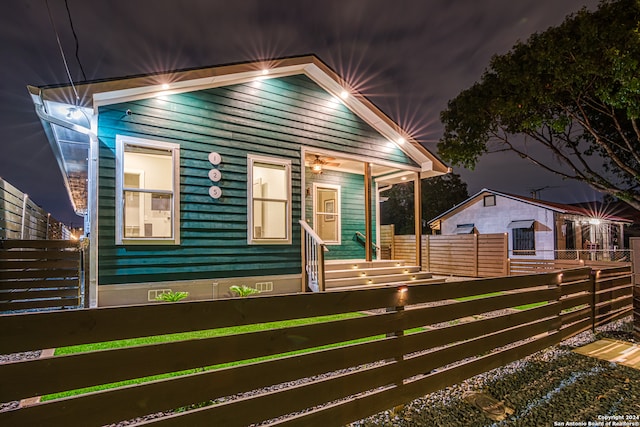 view of front of home featuring covered porch