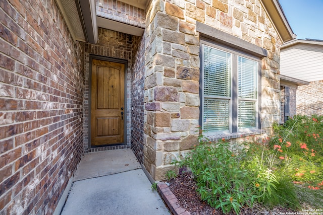 view of entrance to property