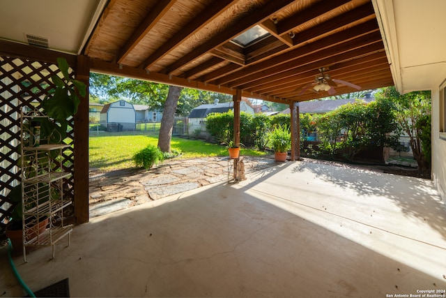 view of patio featuring ceiling fan