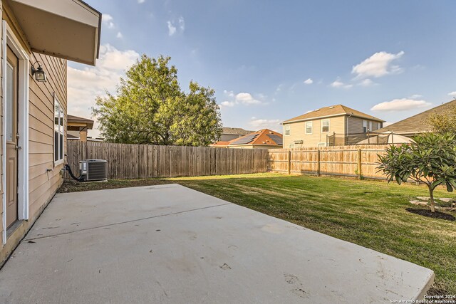 view of patio / terrace featuring cooling unit