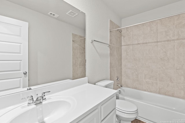 2087 Olivia Dr, New Braunfels, TX 78130 - full bath featuring toilet, vanity, and shower / washtub combination