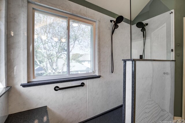 268 Fawn Rdg, Cibolo, TX 78108 - full bathroom featuring tiled shower