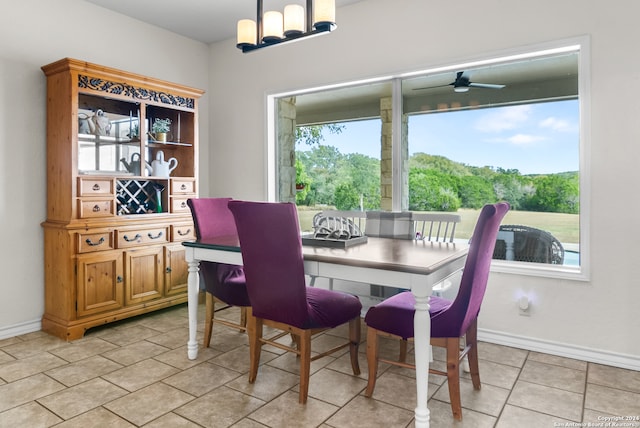 dining area with ceiling fan