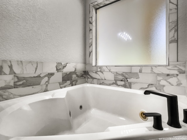 bathroom featuring a bathing tub