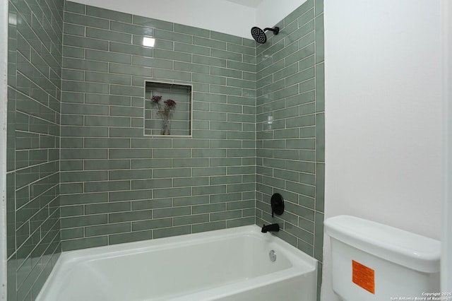 bathroom featuring toilet and washtub / shower combination