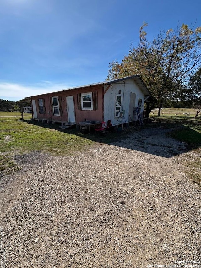 view of front of property