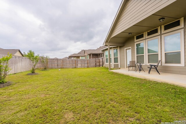 view of yard with a patio