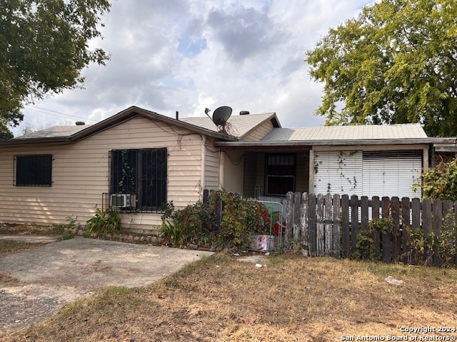 view of single story home