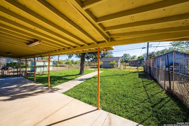 view of yard featuring a patio