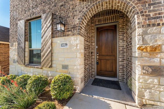 view of property entrance